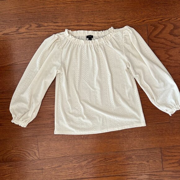 Ann Taylor Eyelet Ivory Smocked Neck Puffed Sleeve Blouse Size XS balloon sleeve - Picture 3 of 12